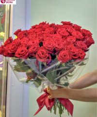 buket iz krasnyih roz 51 roza perm kupit 200x240 - Букет из 51 красной розы (Эквадор)