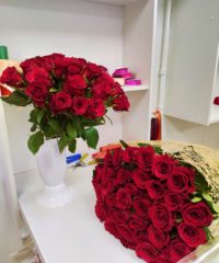 img 20200211 183352 200x240 - Букет из 35 красных роз (Эквадор), с оформлением